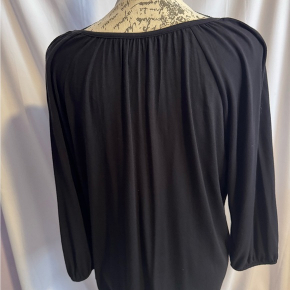 Croft & Barrow Black Women's Blouse with Tie Neck - Picture 4 of 7